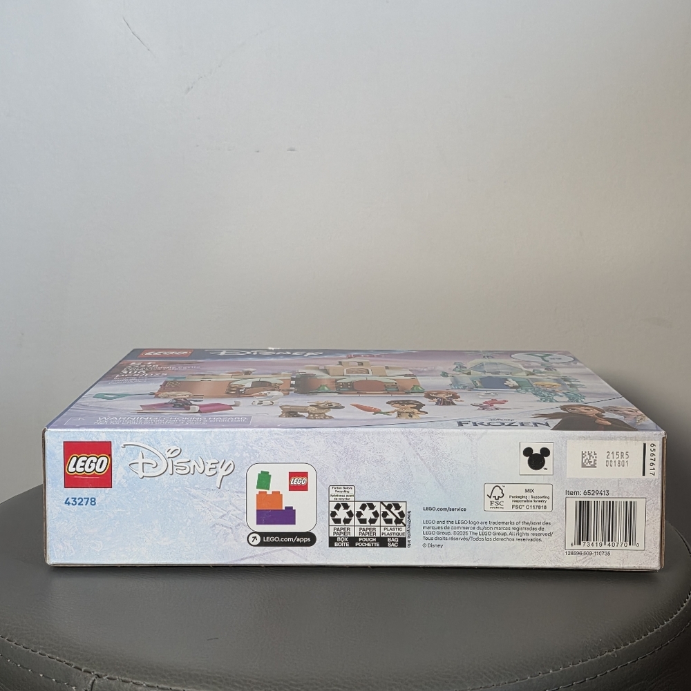 LEGO - Picture 9 of 10